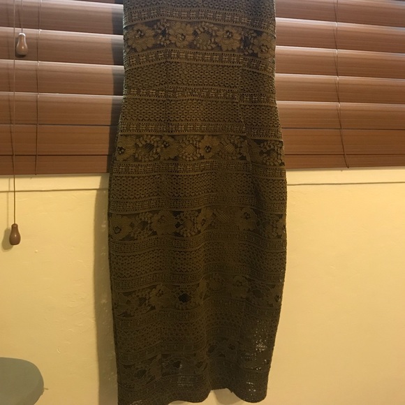 H&M embroidered Green Dress - Picture 3 of 4